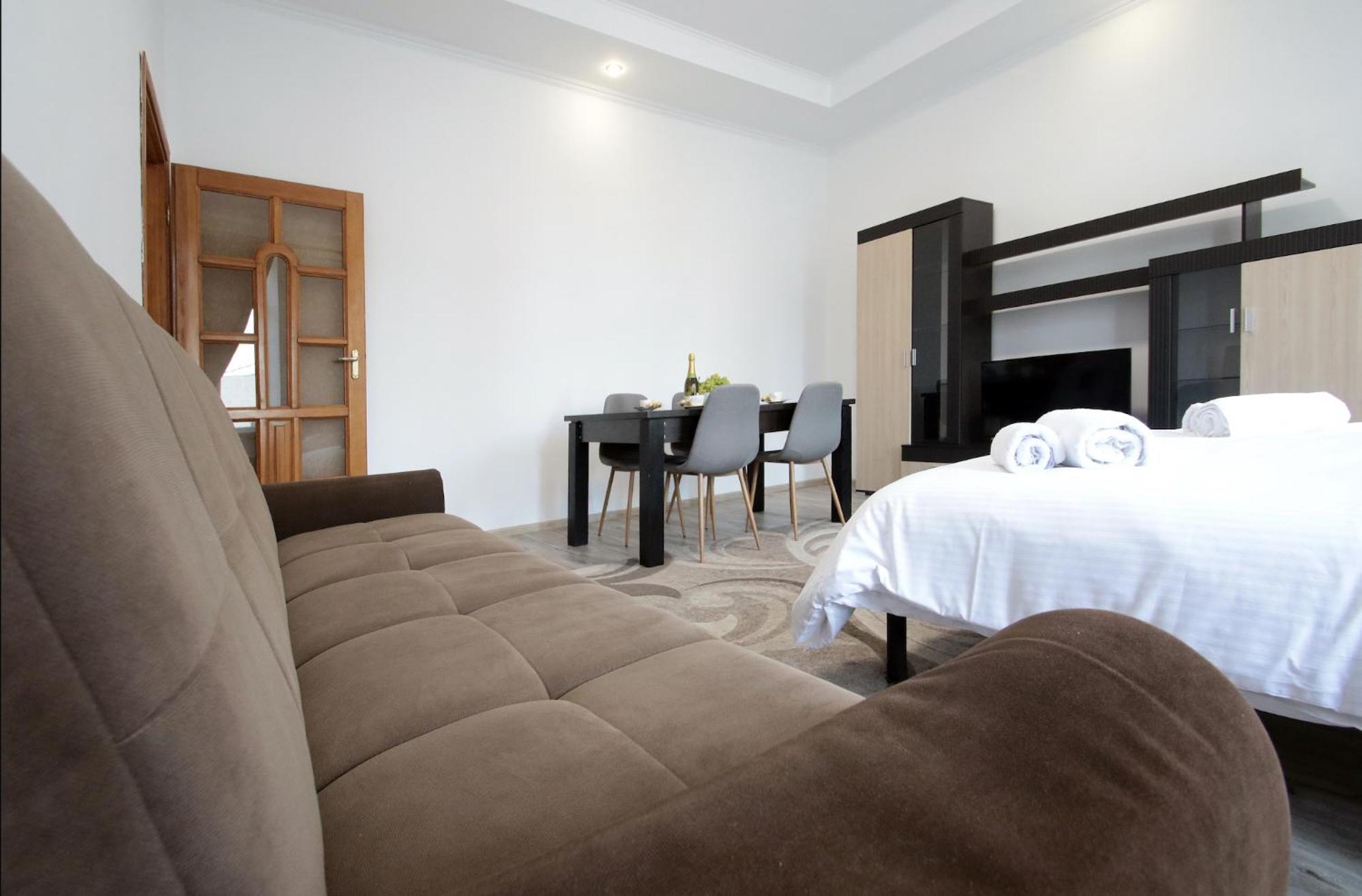 "Deluxe Apartments" K 44 - 1225 Lviv Ngoại thất bức ảnh